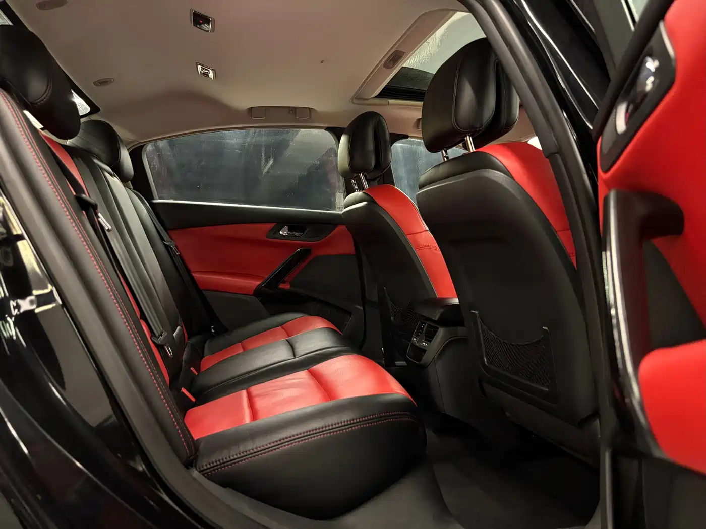 Peugeot 508 2015 2.0L Automatic Zhiyi Edition фото 5