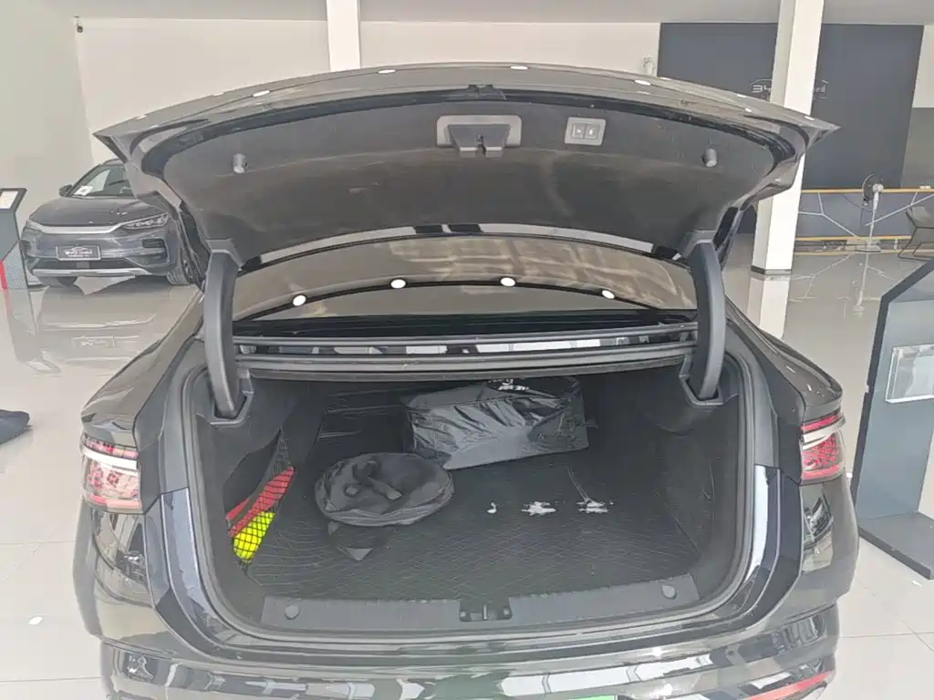 BYD Seal 2025 2023 DM-i 1.5T 121km Flagship