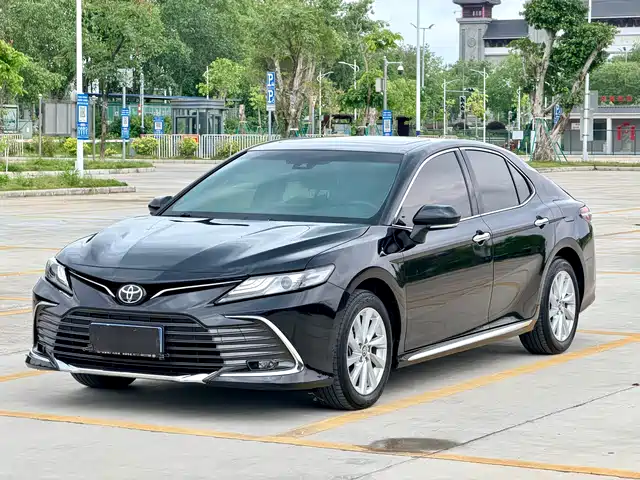 TOYOTA CAMRY 2023