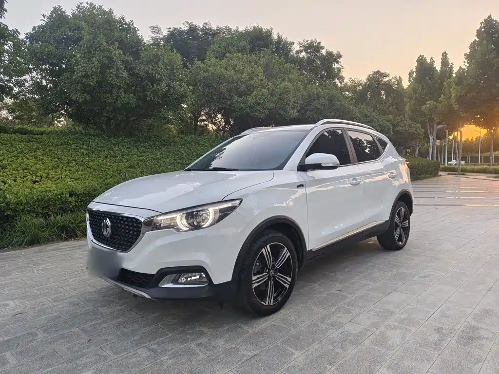 Фото 1 - MG ZS