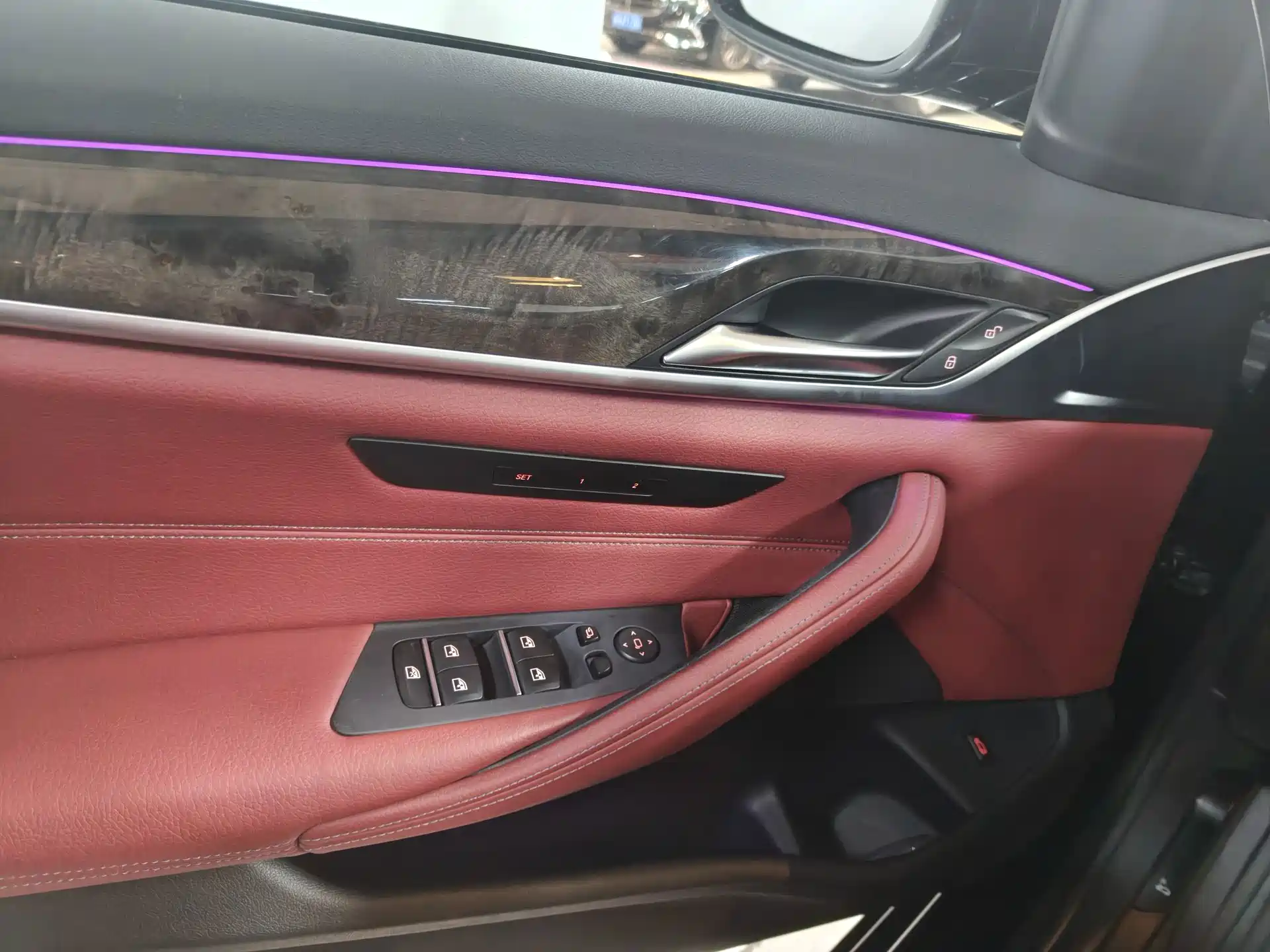 Photo 5 - BMW 5 Series