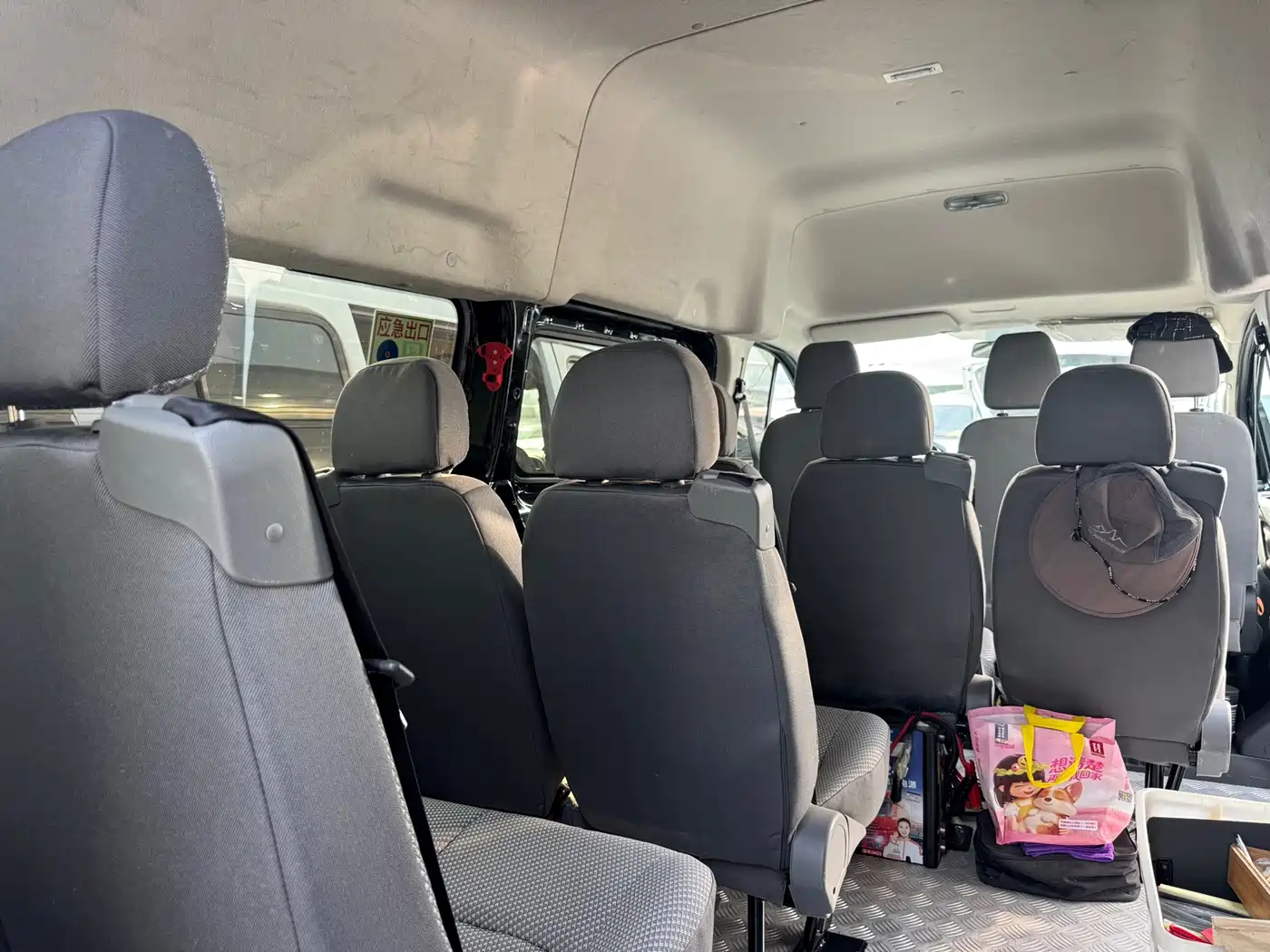 Ford Transit 2023 2022 Model 2.0T Automatic Gasoline Business Travel Luxury Edition Medium Wheelbase Medium Roof 10-12 Seater China VI