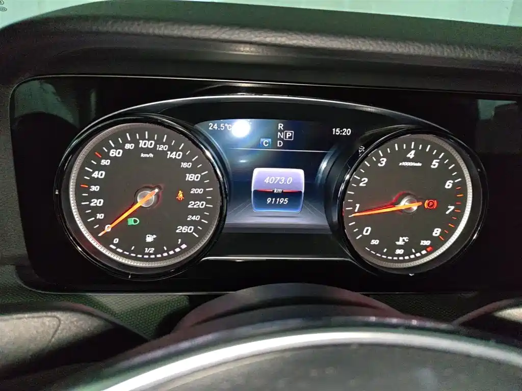 Mercedes-Benz E-Class 2017 E 200 Sport 4MATIC фото 12