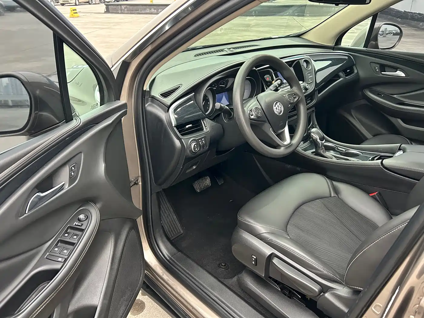 Buick Envision Plus 2017 20T FWD Premium фото 8