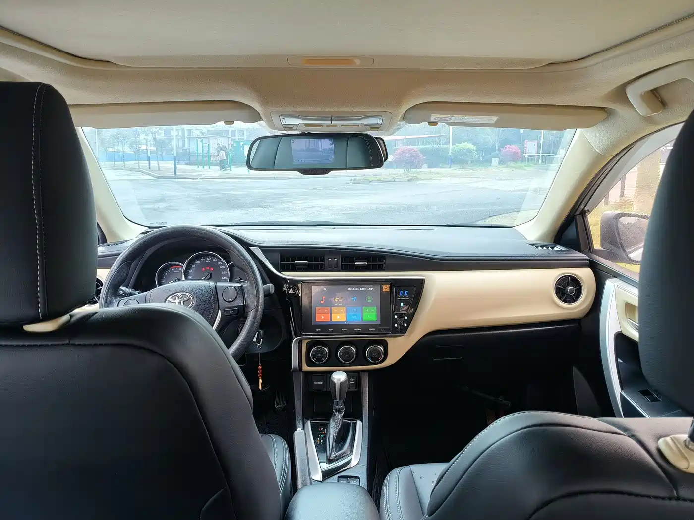 Toyota Levin 2017 Facelift 185T CVT Elite (China V) фото 6
