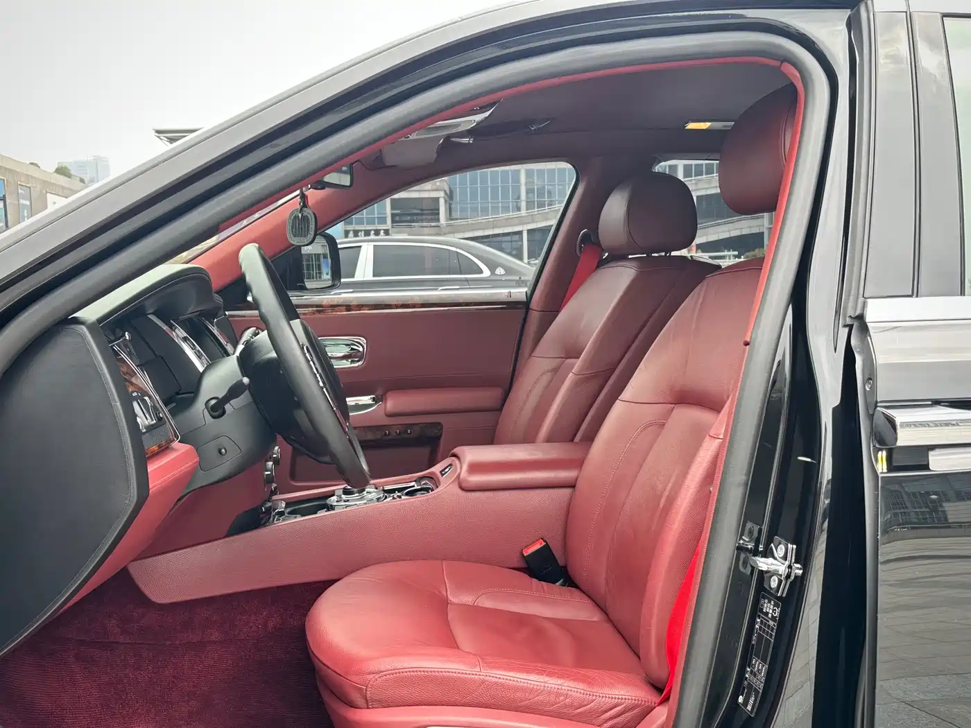 Rolls-Royce Ghost 2010 2010 Model 6.6T Standard