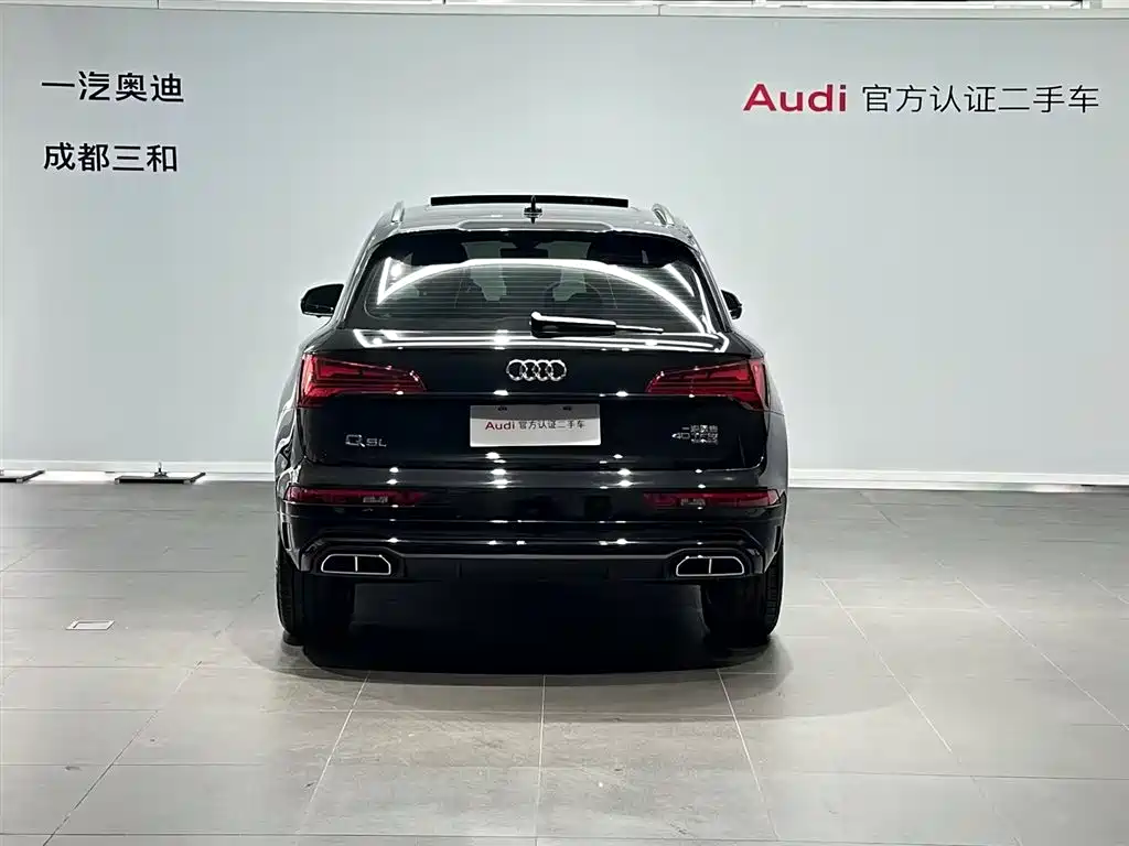 Audi Q5L 2024 Model 40 TFSI Luxury Dynamic фото 5