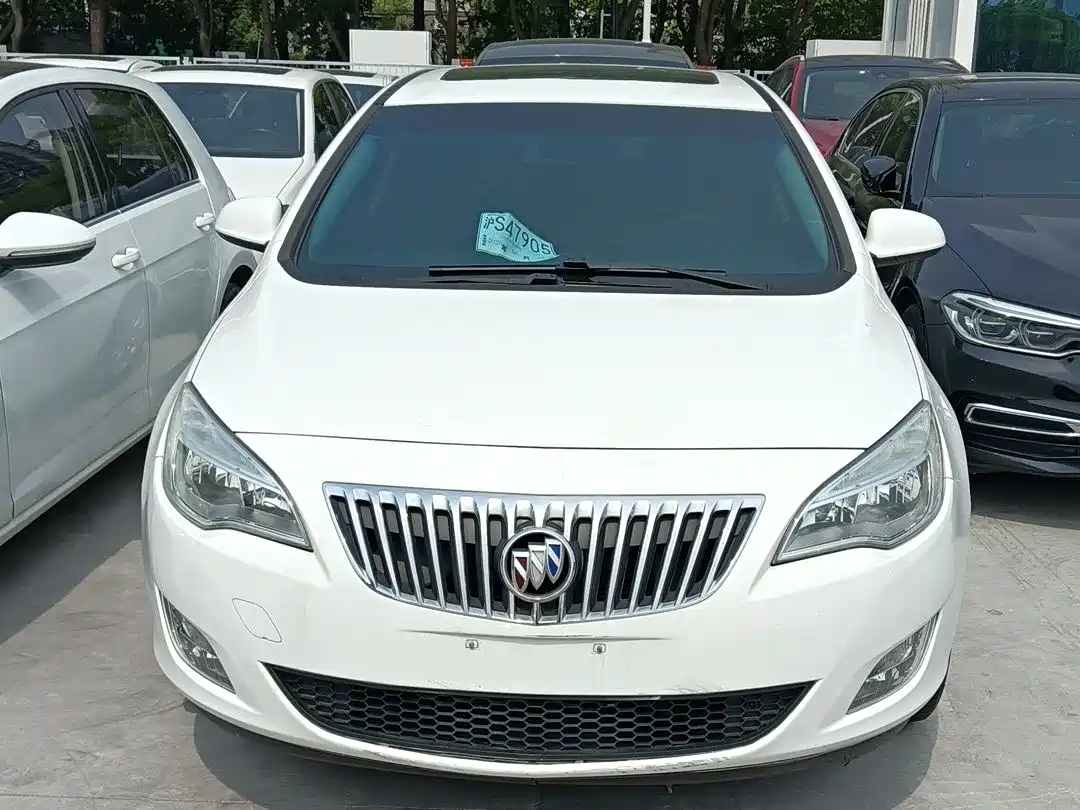 Buick Excelle 2014 XT 1.6L Automatic Fashion фото 2