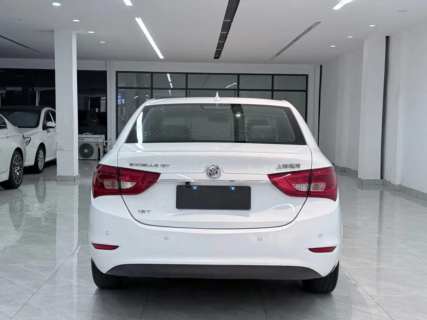 Buick Excelle 2015 18T Dual-Clutch Luxury фото 8