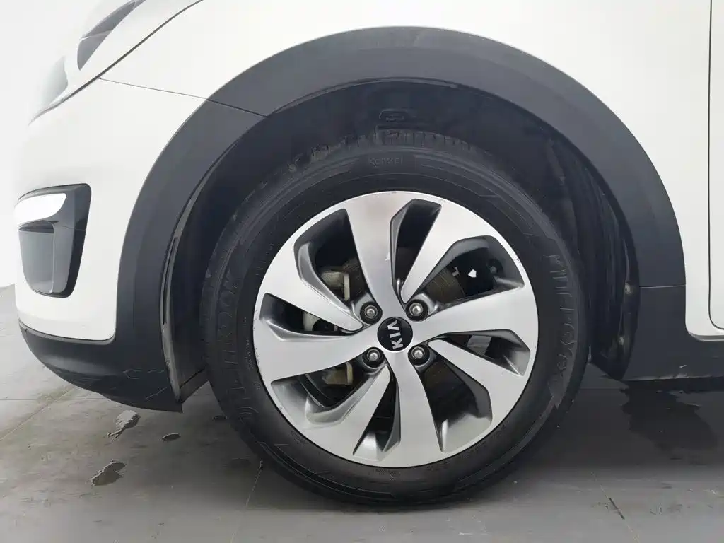 Kia KX CROSS 2019 2018 1.6L Automatic Smart Sunroof Edition