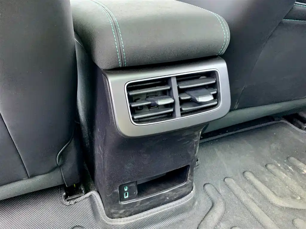BYD Seal 06 New Energy 2025 DM-i Smart Drive Edition 120KM Luxury фото 25