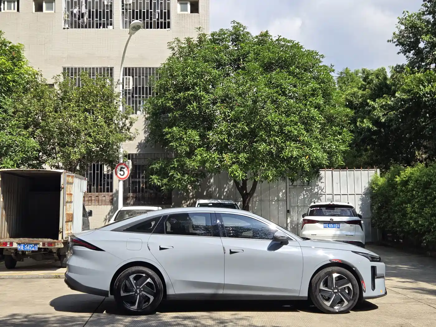 GEELY GALAXY GALAXY L6