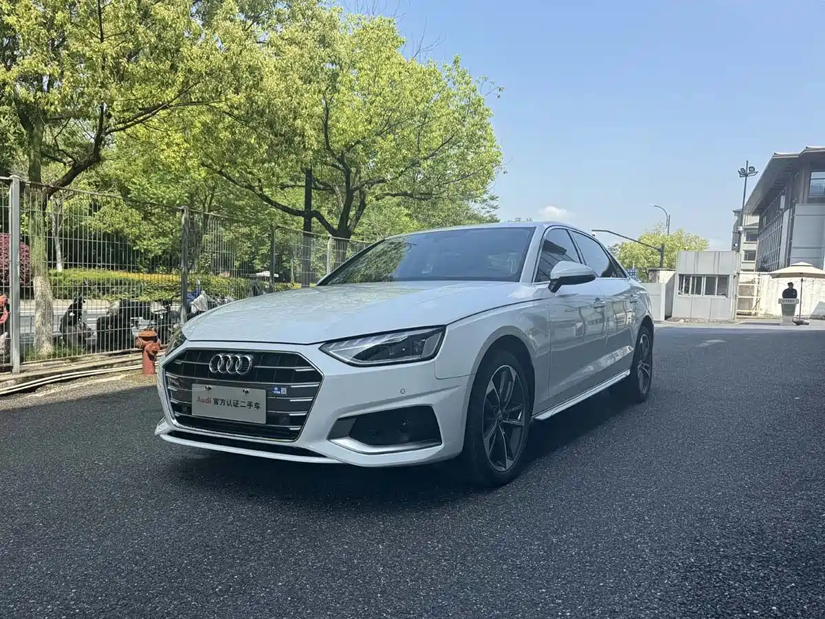 Audi A4L 2020 40 TFSI Fashion Elegance