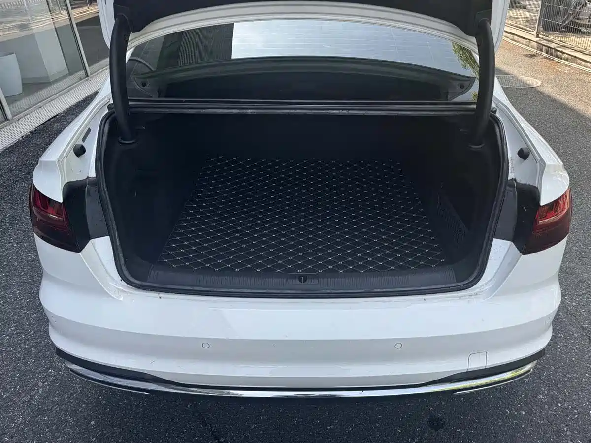 Audi A4L 2020 40 TFSI Fashion Elegance фото 17