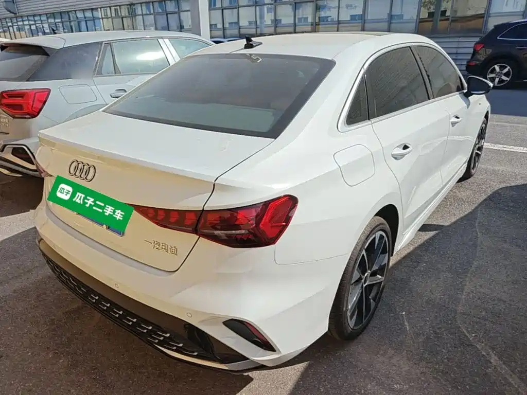 Audi A3 2026 2025 Facelift A3L Limousine 35TFSI Flying Spur Premium