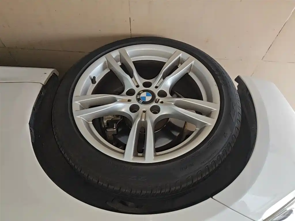 BMW 3 Series 2018 320Li Leading M Sport Package фото 23