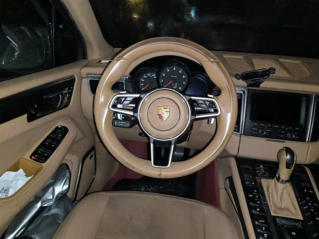 Porsche Macan 2014 Macan 2.0T фото 3