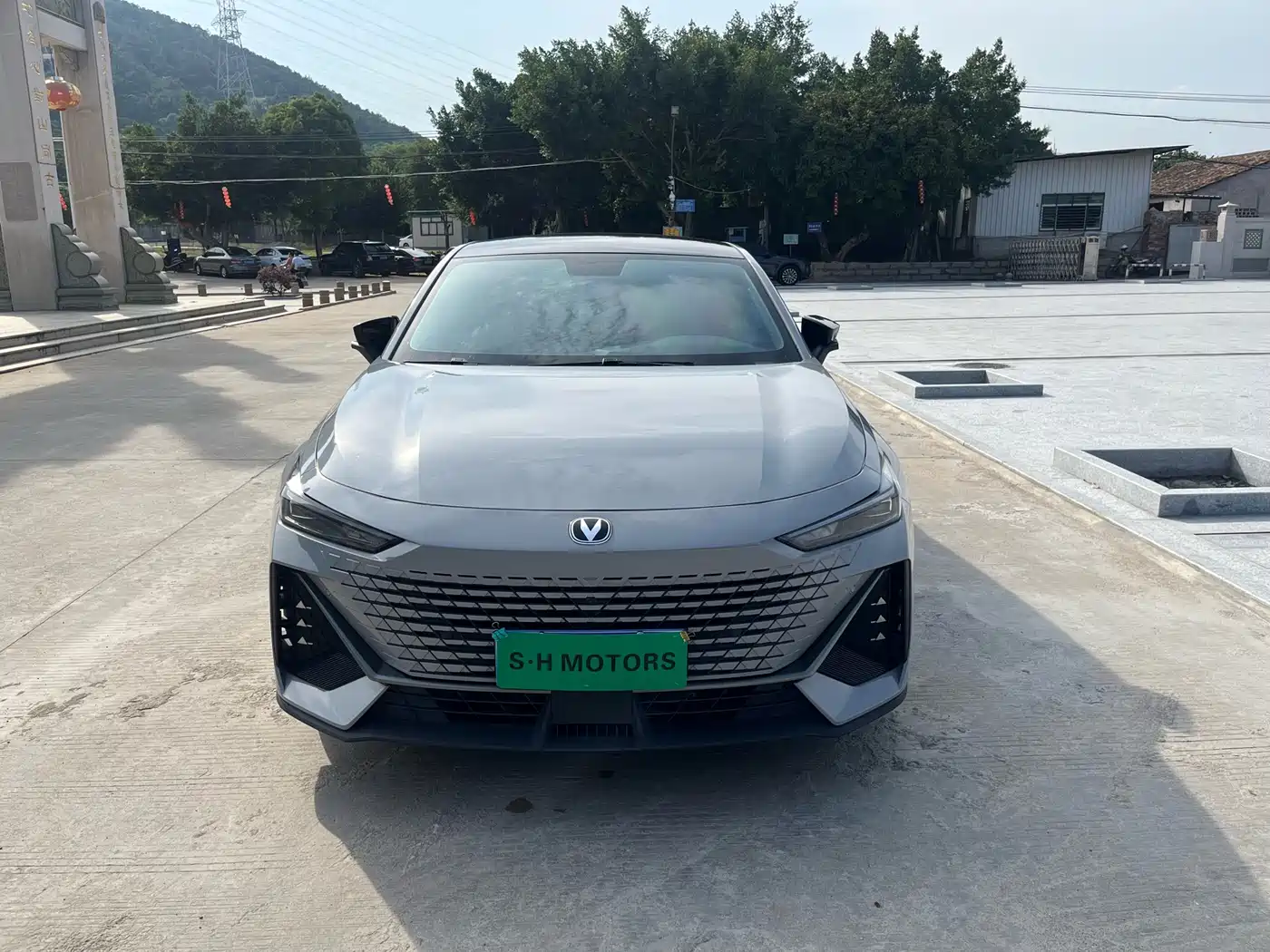 CHANGAN UNI-V