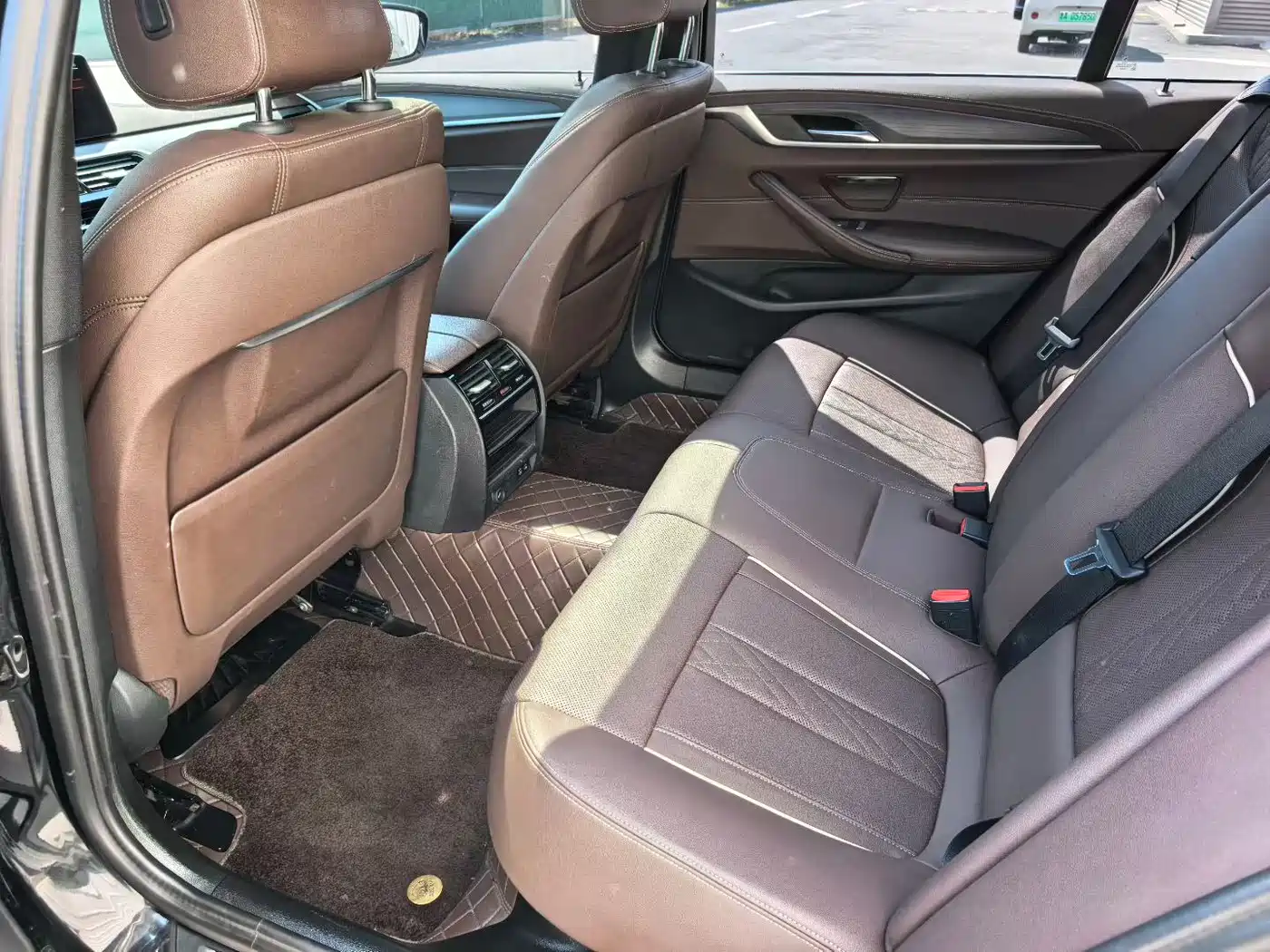 BMW 5 Series 2022 530Li Leading M Sport Package фото 6