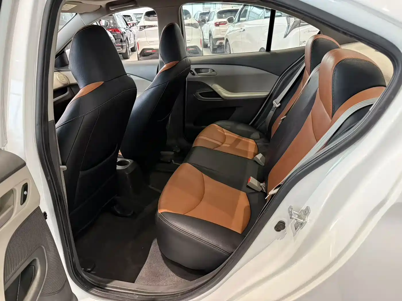 Chevrolet Sail 2016 Sail 3 1.3L Manual Comfort Sunroof Edition фото 9