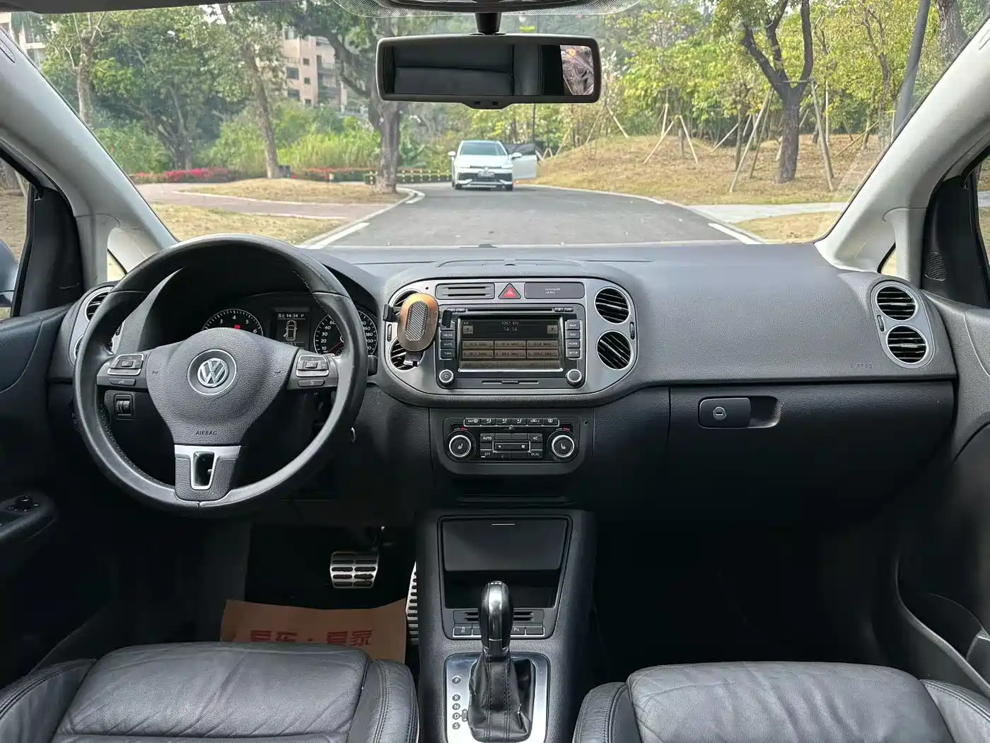 Volkswagen Golf (Import) 2011 1.4TSI Cross Golf фото 5