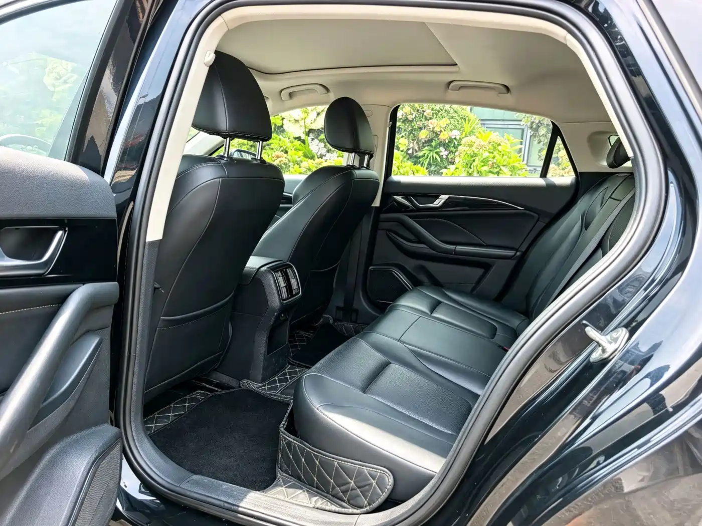 2024 Besturn B70