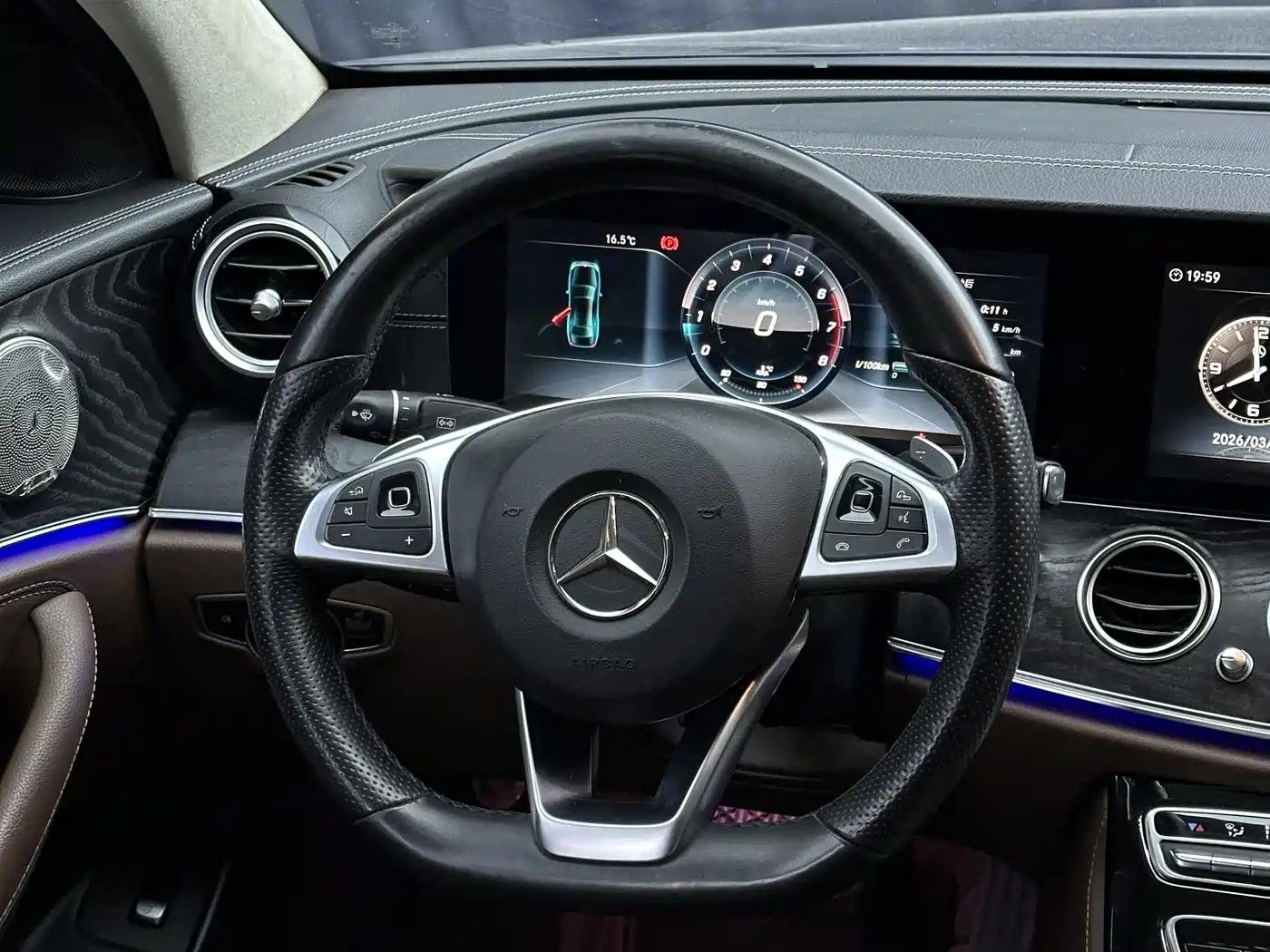 Mercedes-Benz E-Class 2016 E 200 L Sport Type фото 5