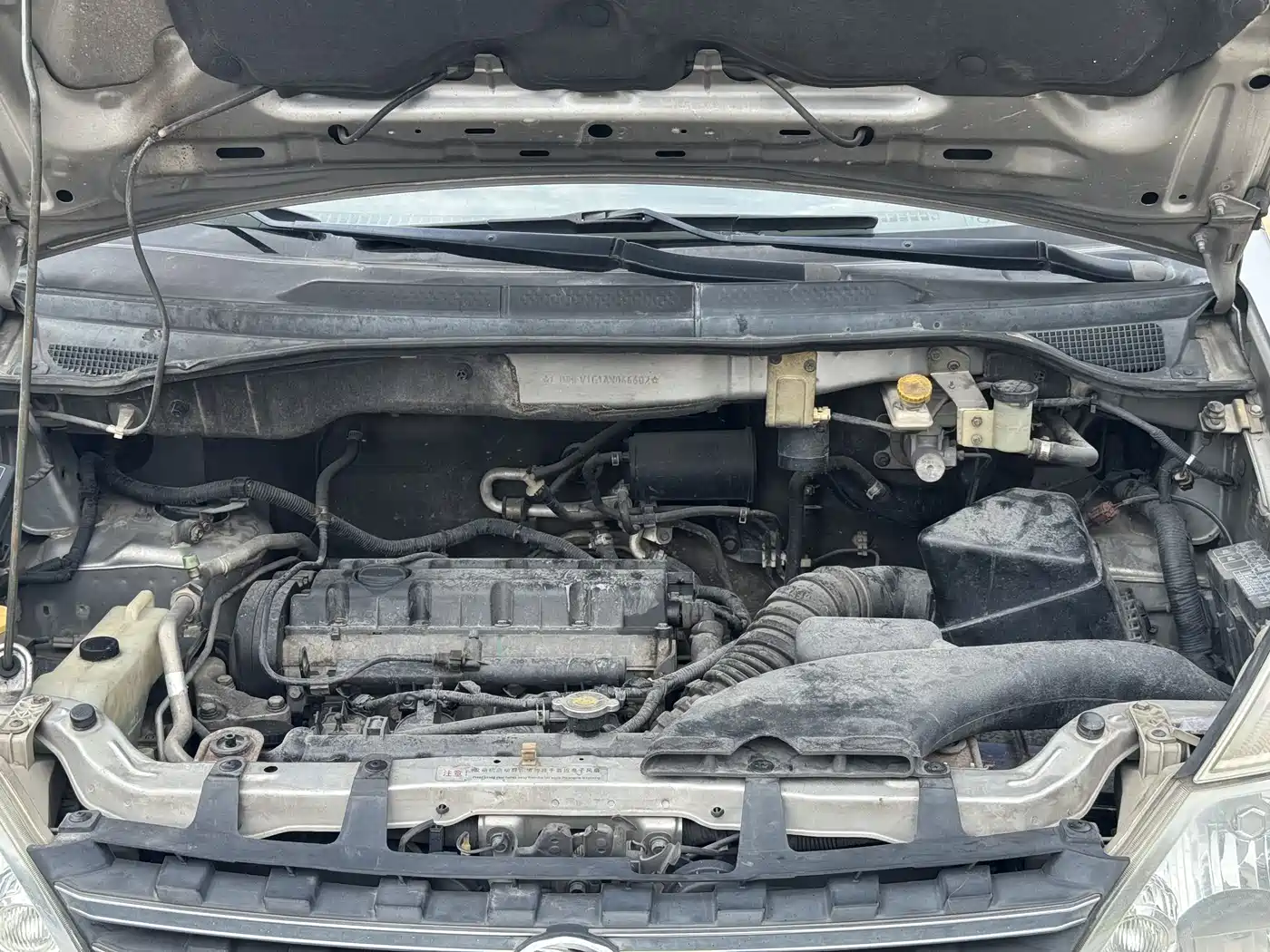 Dongfeng Yuxuan 2010 2009 2.0L Manual Luxury