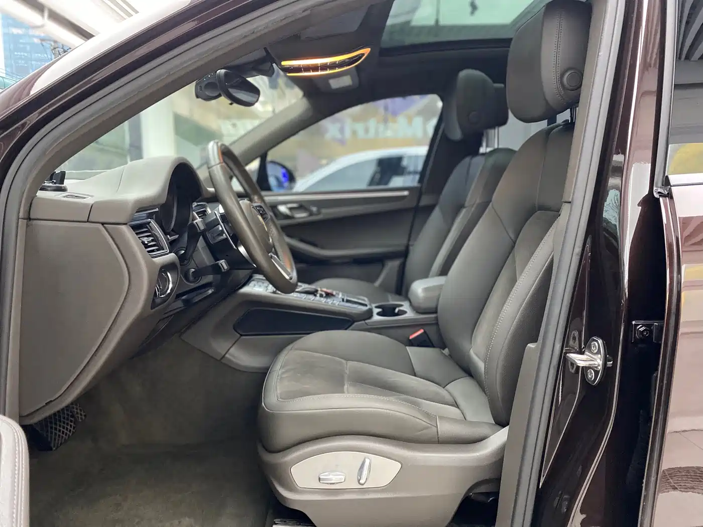 Porsche Macan 2017 Macan 2.0T фото 12