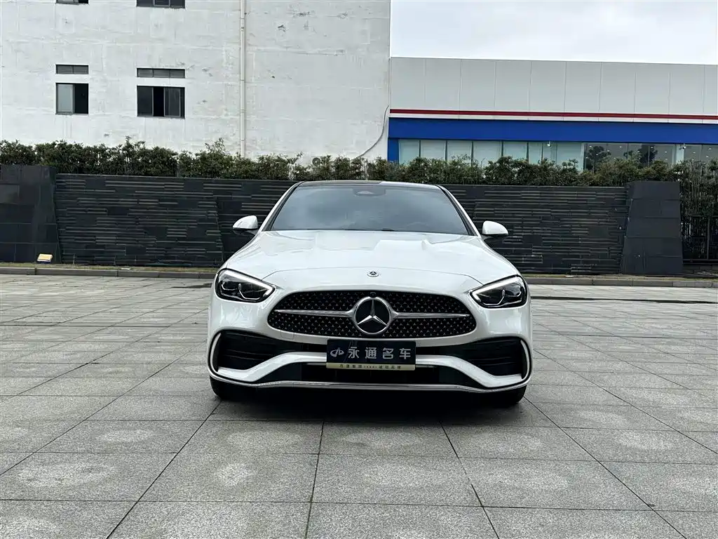 Mercedes-Benz C-Class 2025 Facelift C 260 L Sport Edition фото 2