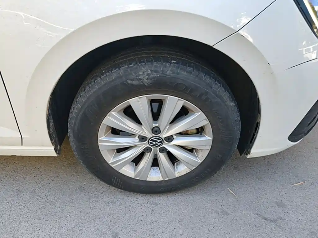 Photo 27 - Volkswagen Lavida