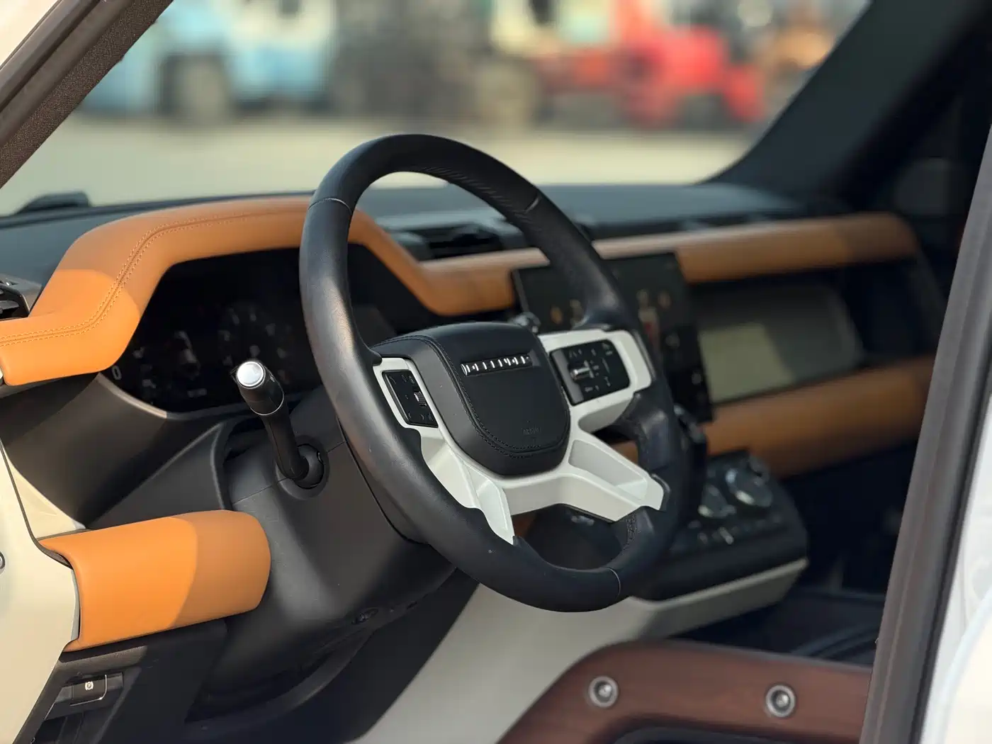 Land Rover Defender 2024 110 3.0T P400 X-DYNAMIC HSE фото 18