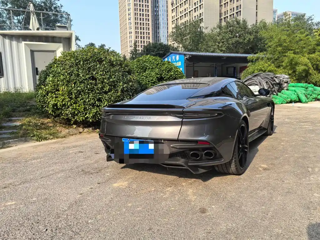 Aston Martin DBS 2020 2020 DBS Superleggera V12 Coupe