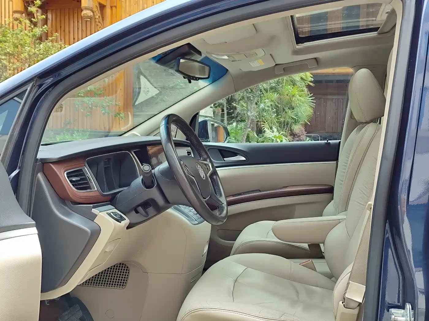 Buick GL8 2014 3.0L GT Luxury Business Elegance фото 10