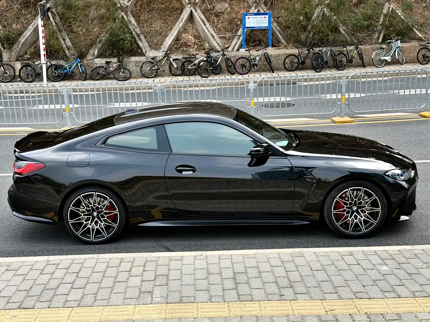 BMW M4 2023 M4 Coupe Thunder Edition фото 4