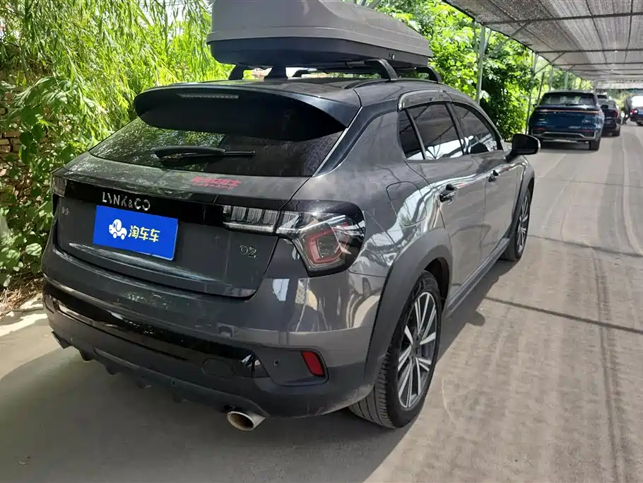 Lynk & Co 02 2021 1.5TD DCT 2WD Shine Champion Edition фото 3