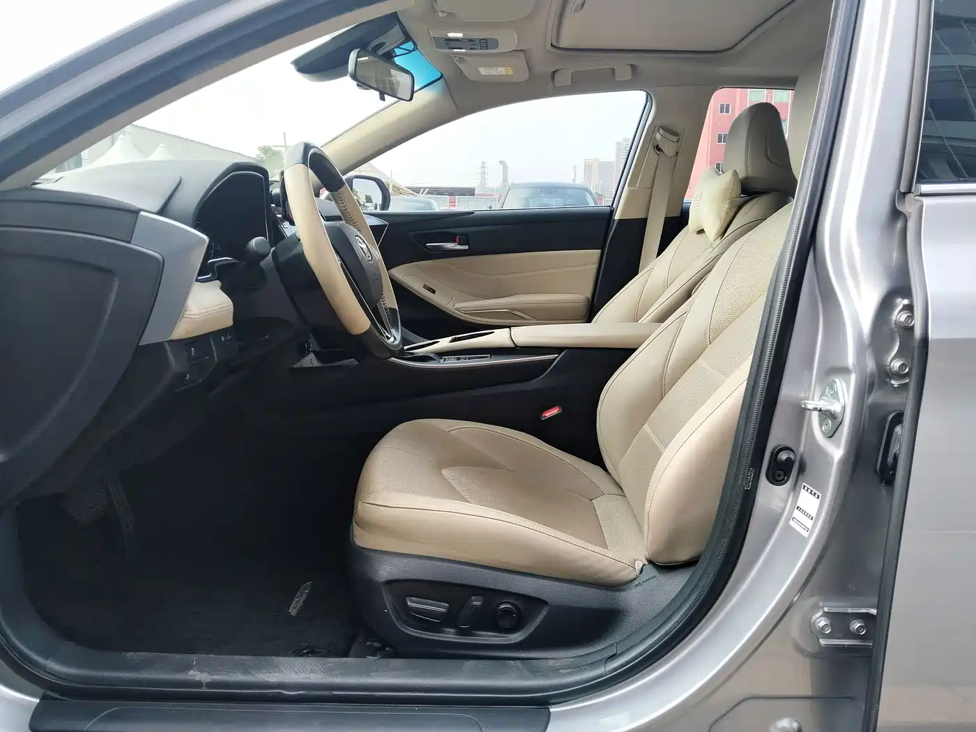 Toyota Avalon 2020 2019 Hybrid 2.5L Luxury Edition China VI