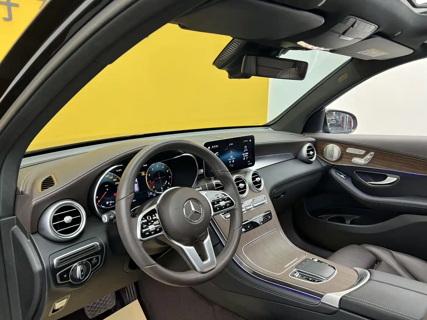 Mercedes-Benz GLC 2021 GLC 300 L 4MATIC Sporty фото 4