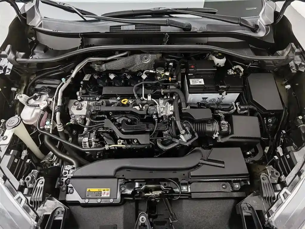 Toyota Frontlander 2023 2.0L CVT Elite Edition фото 6