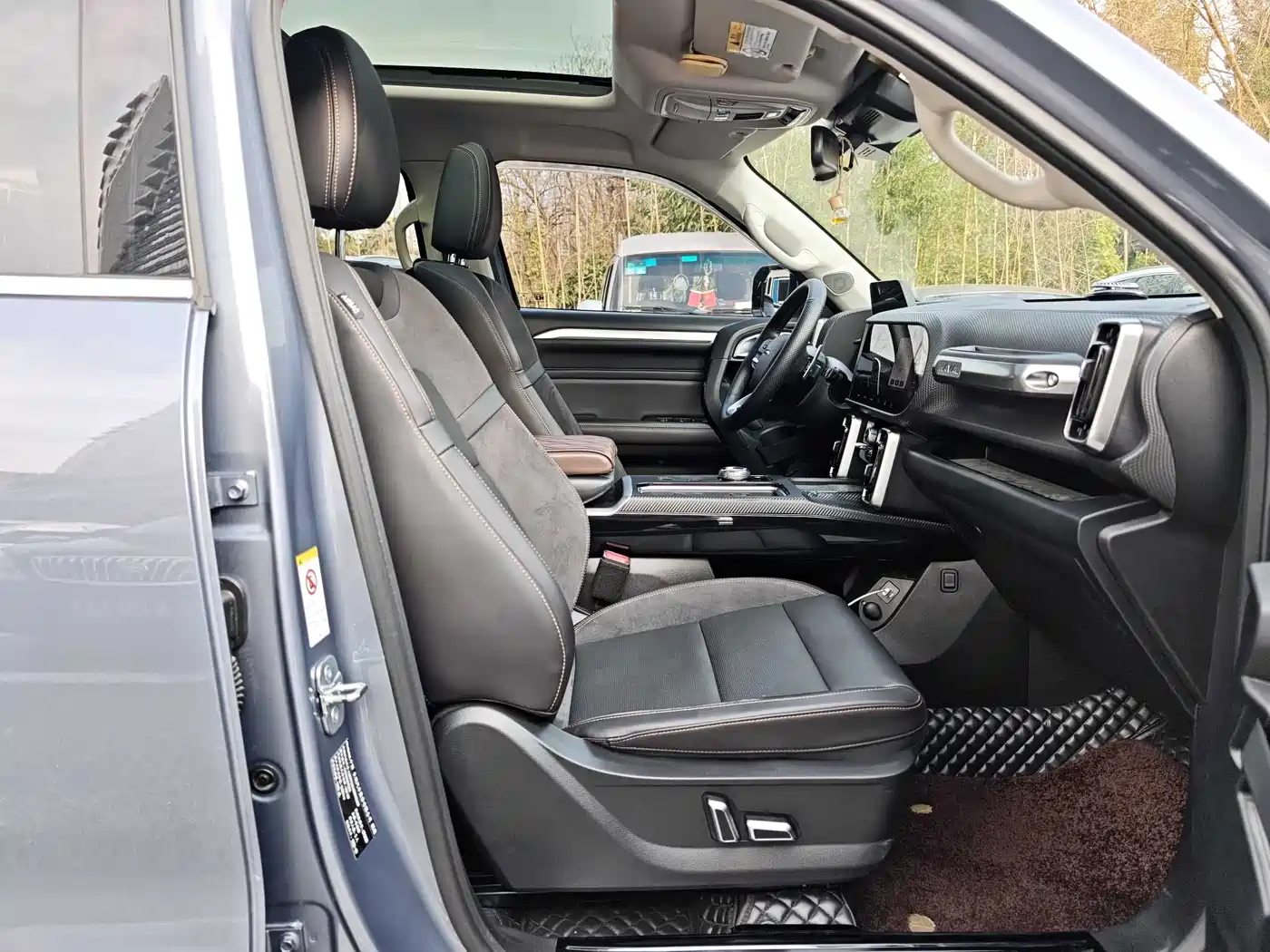 Haval Big Dog 2022 2.0T DCT AWD Howling Celestial Dog Edition фото 29