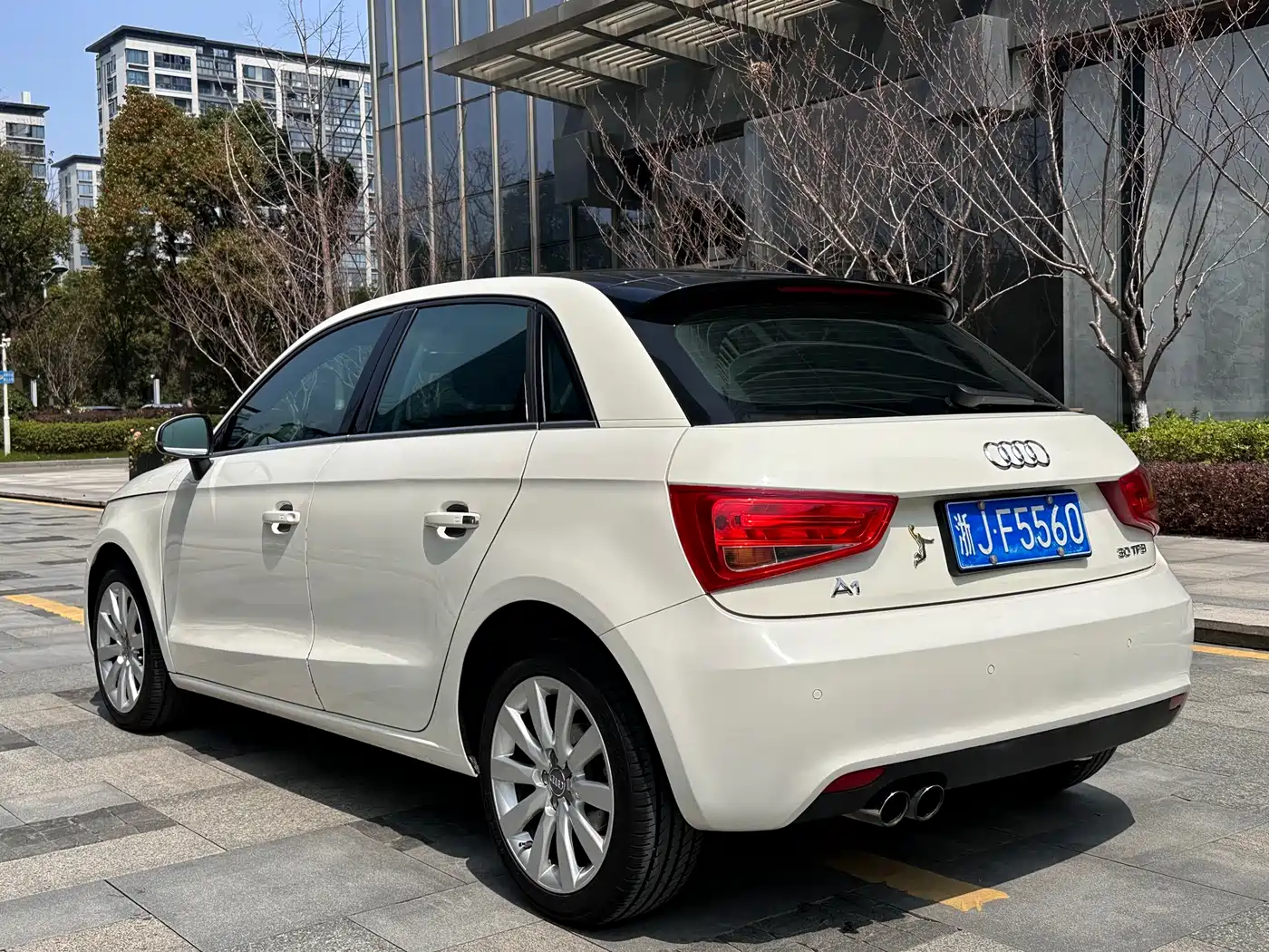 Audi A1 2013 Model 30 TFSI Sportback Ego фото 6