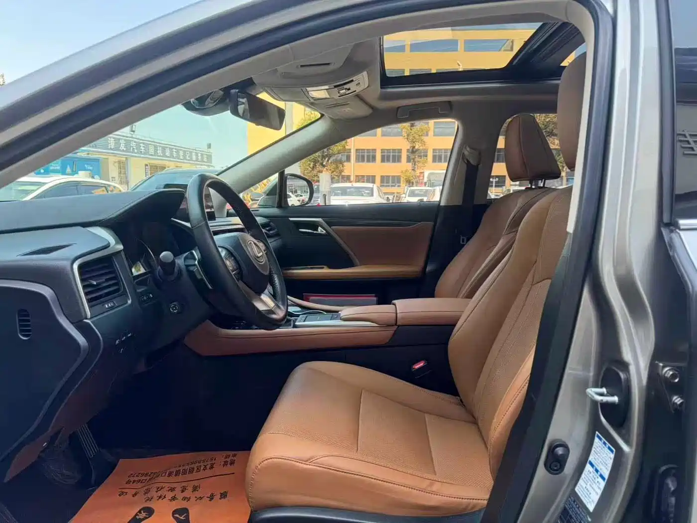Lexus RX 2020 Facelift 300 AWD Elegance Edition фото 4