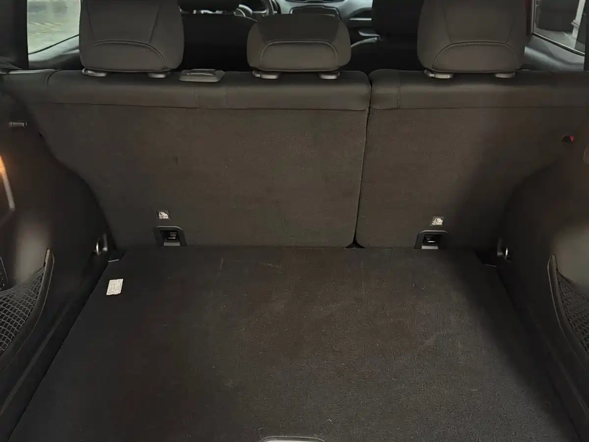 Jeep Renegade 2019 2018 Connected Large Screen 180TS Auto High Energy Edition