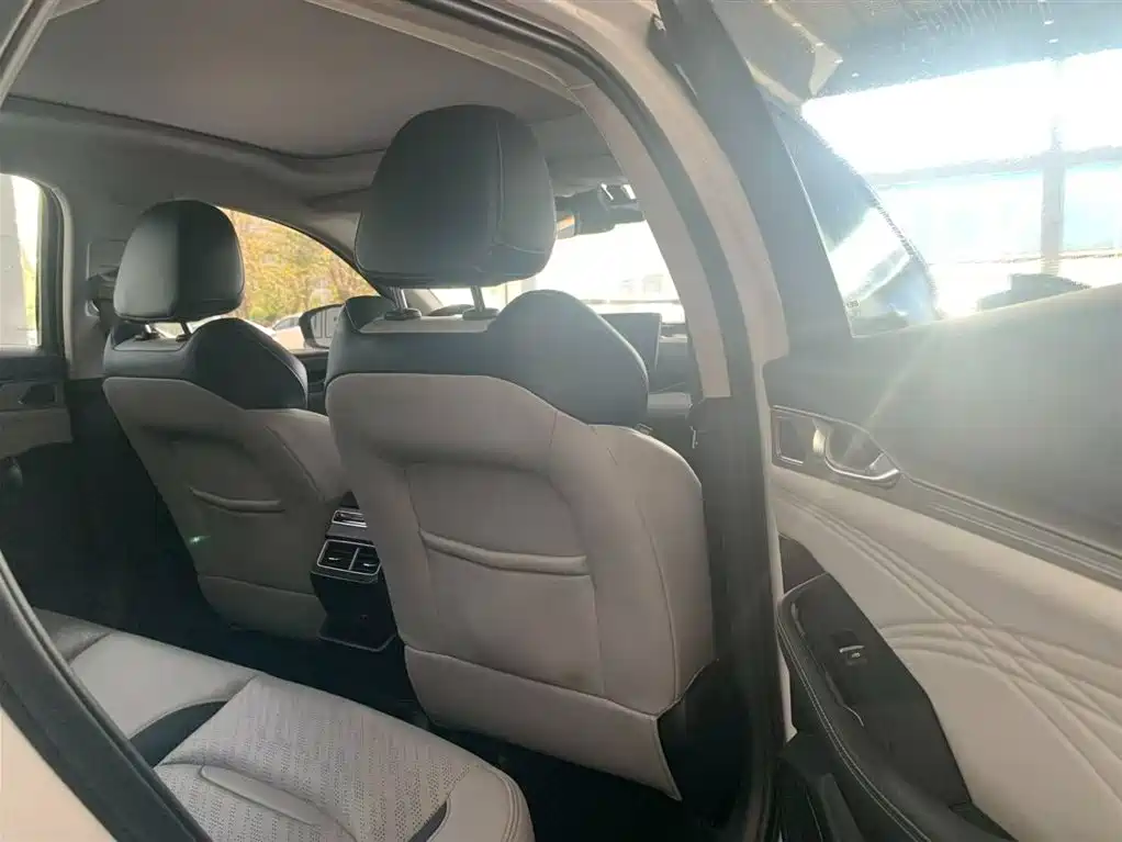 GEELY AUTOMOBILE XINGRUI