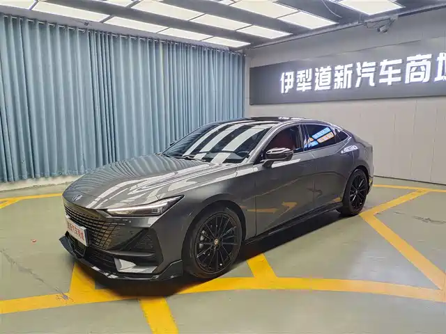 Changan UNI-V 2023 1.5T Sport Edition