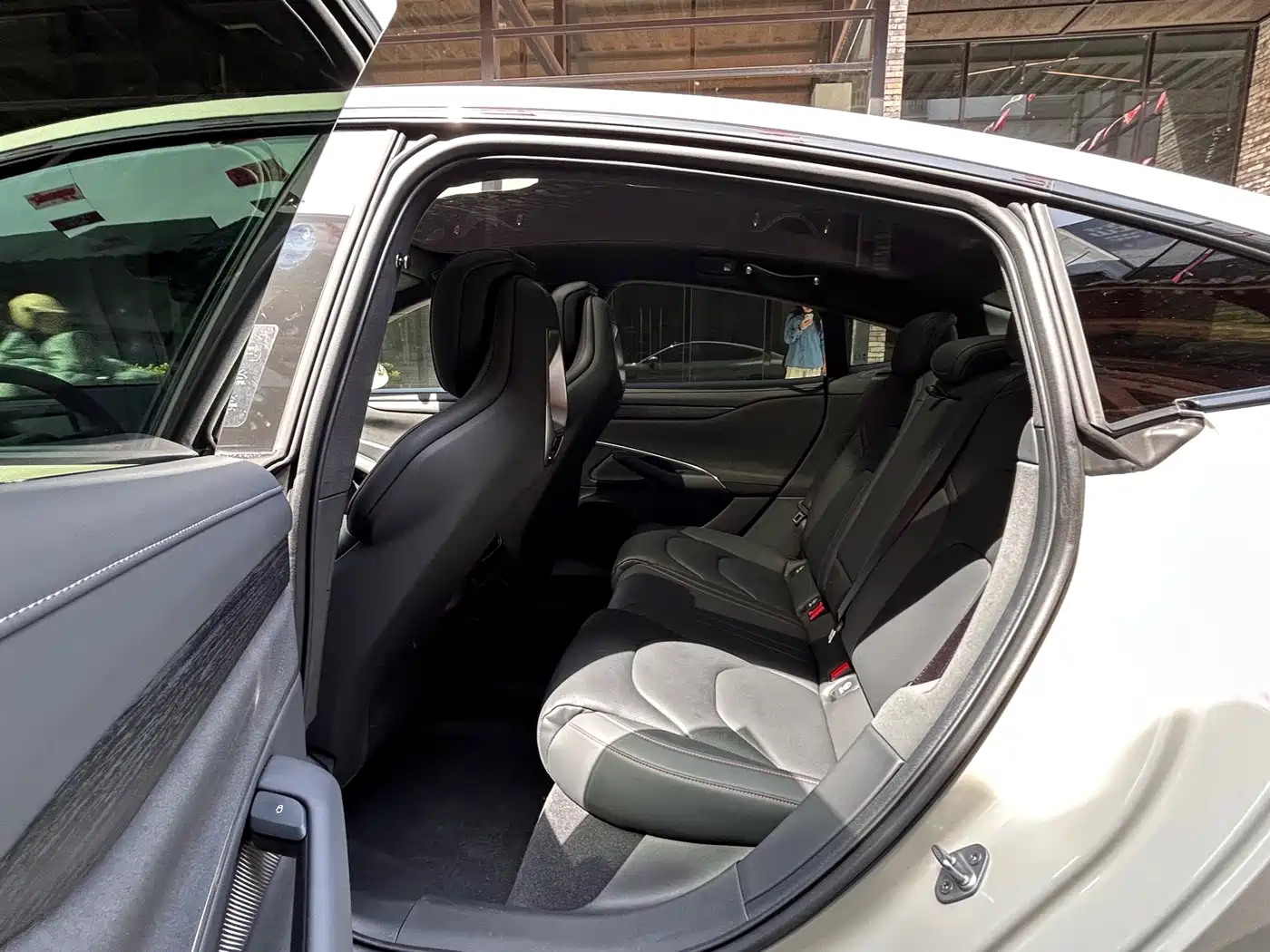 XIAOMI CAR XIAOMI SU7