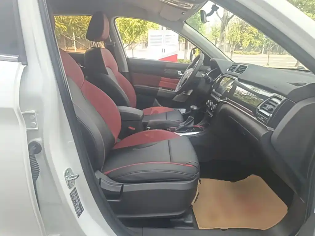 Фото 25 - Haval H2