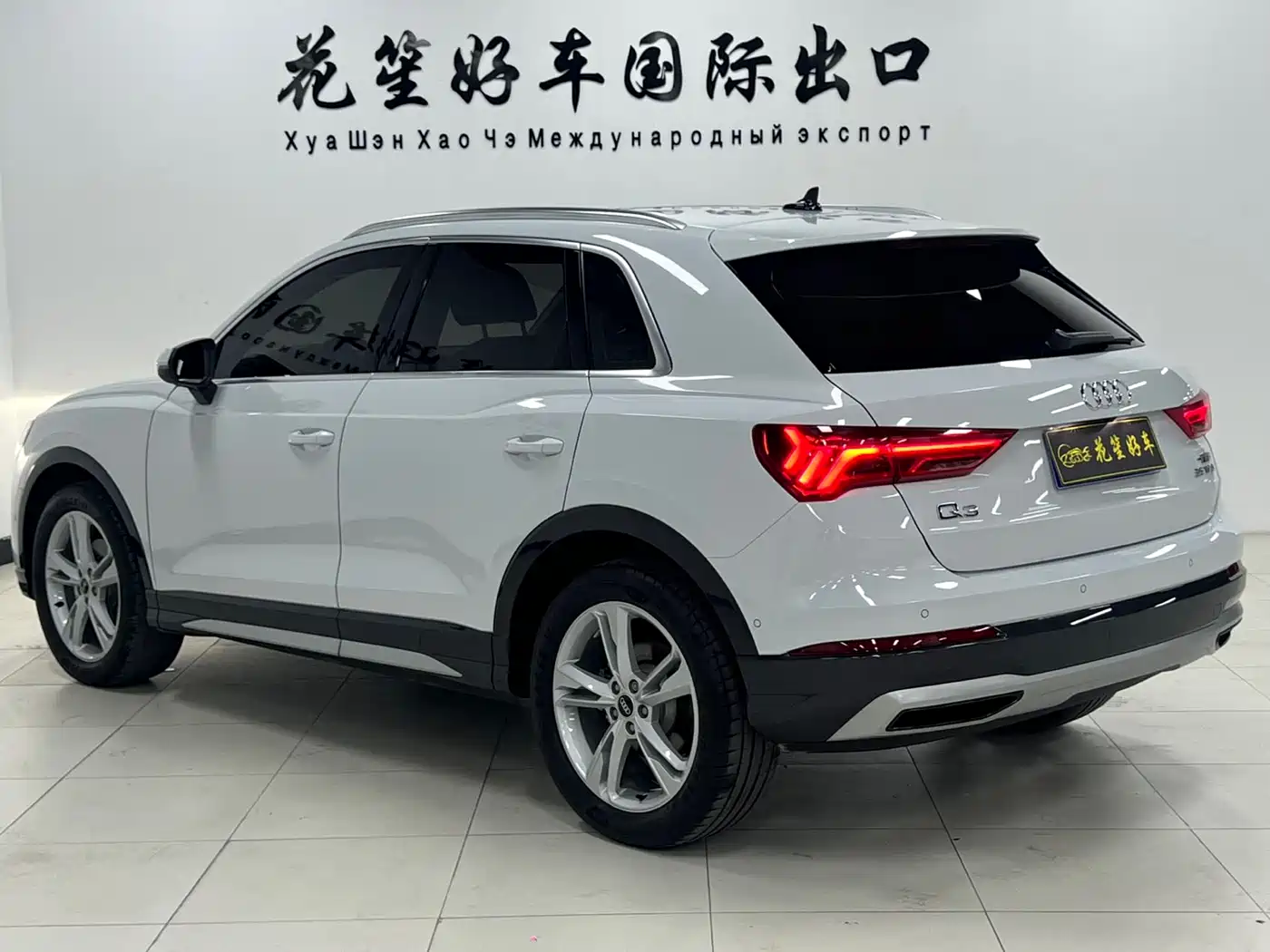 Audi Q3 2022 35 TFSI Fashion Elegance фото 5
