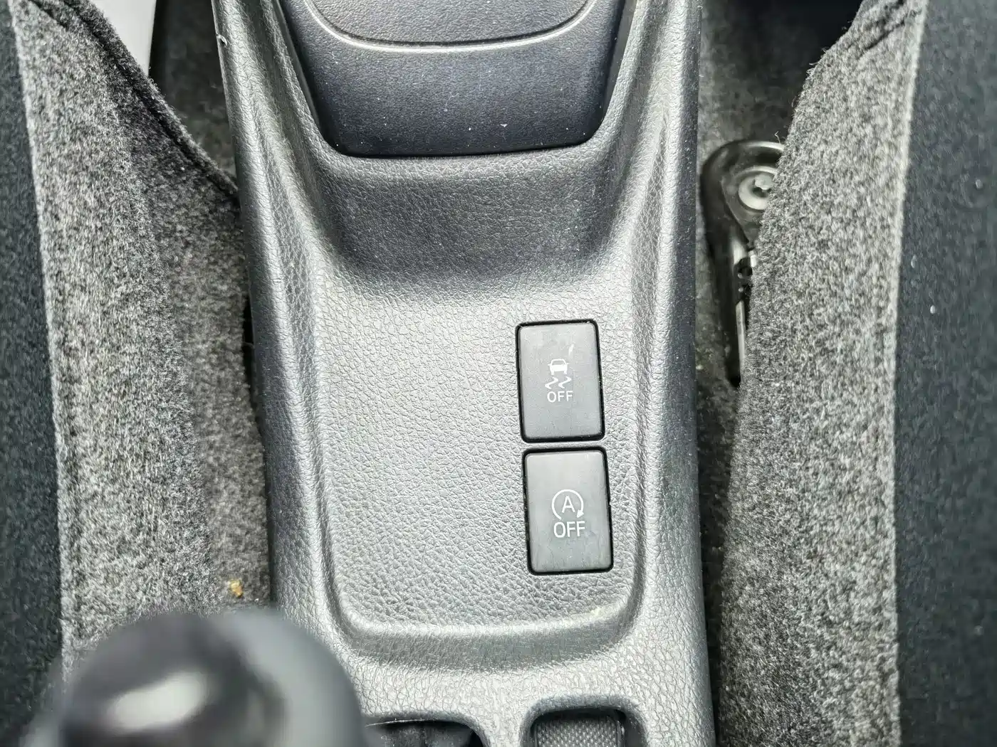 Toyota YARiS L Zhi Xuan 2021 1.5L CVT Leading Edition фото 13