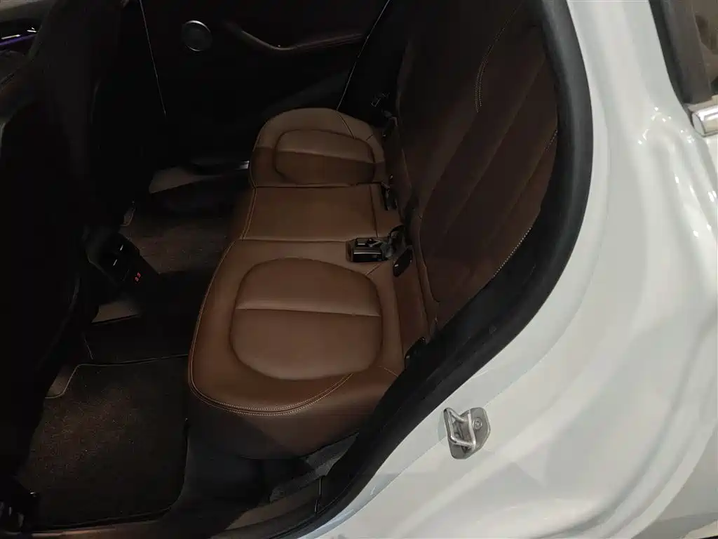 BMW X1 2022 sDrive25Li Leading фото 13